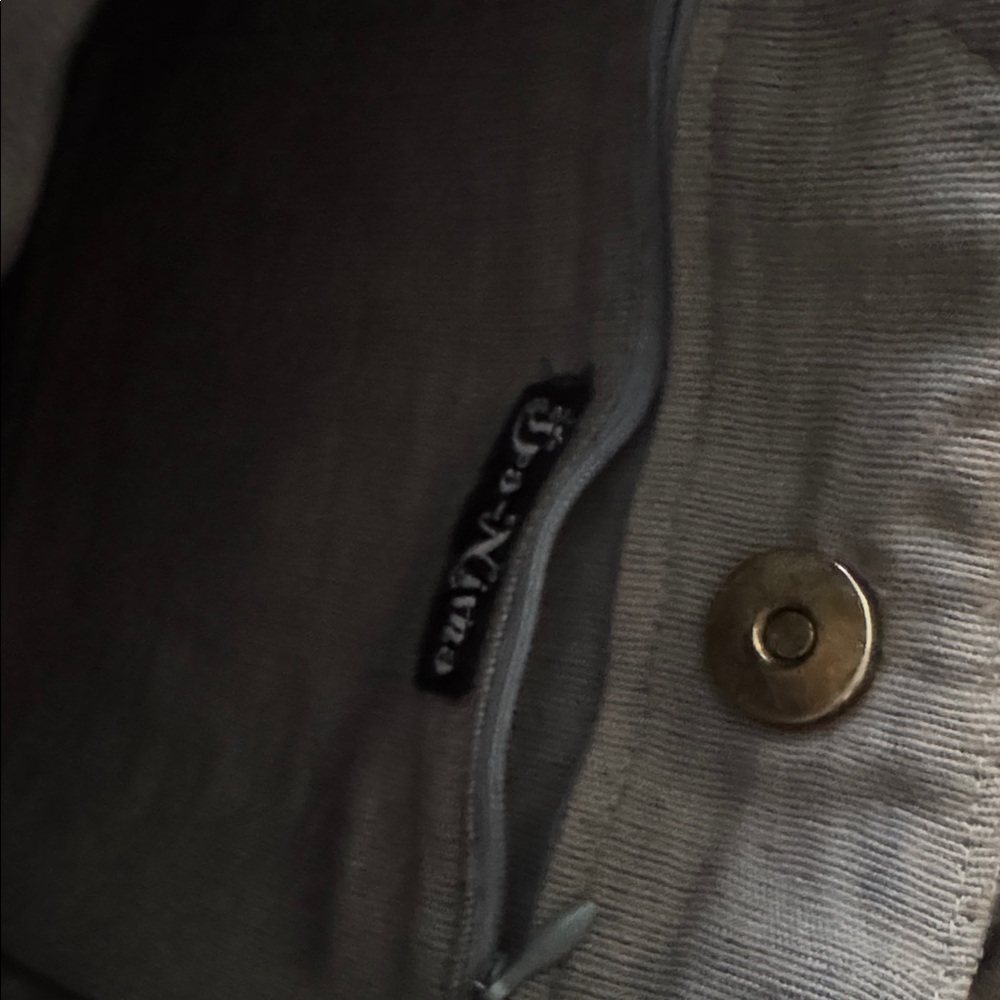 Beaded Ipa Nima  Bag in Taupe and Lilac. made in Vietnam. - Picture 6 of 6